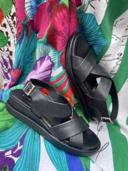 Shaddy 100243328 sandalo donna basso in pelle nero - immagine 3