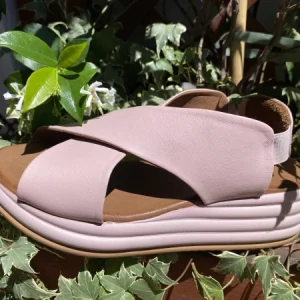 Bueno Y5703 sandalo con fasce incrociate in pelle nude