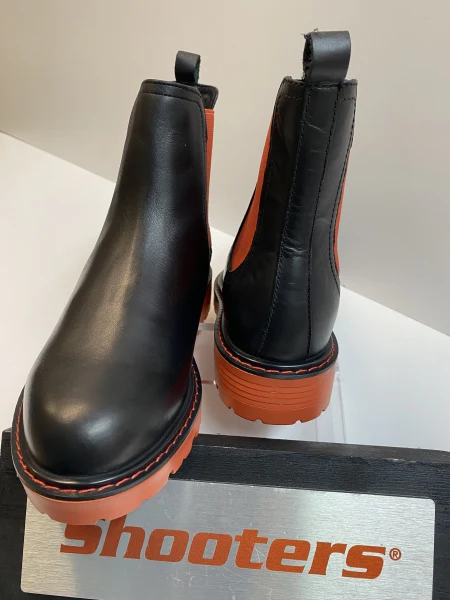 Shooters S22761-01 stivaletto chelsea donna in pelle nero con elastico rosso - immagine 4