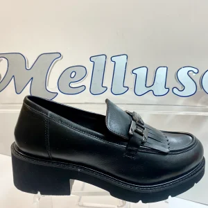 Melluso 034331 mocassino donna in pelle nero con frange e morsetto