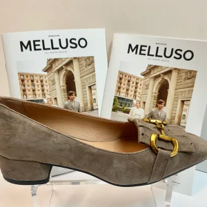 Melluso V5342 dècolletè in pelle scamosciata acero