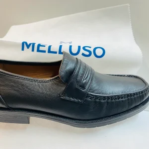 Melluso U36001 mocassino classico in pelle nera con plantare
