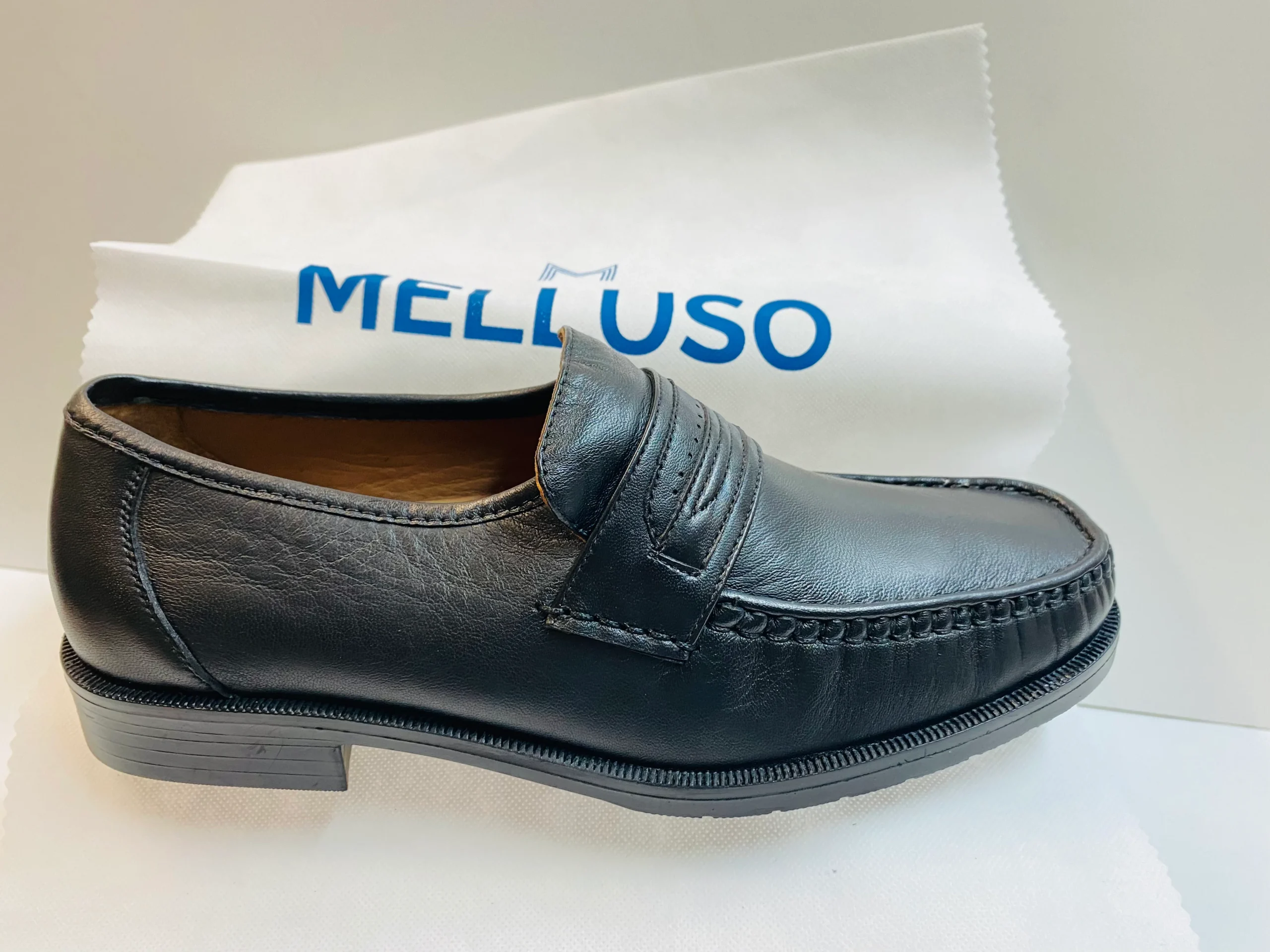 Melluso U36001 mocassino classico in pelle nera con plantare - immagine 2