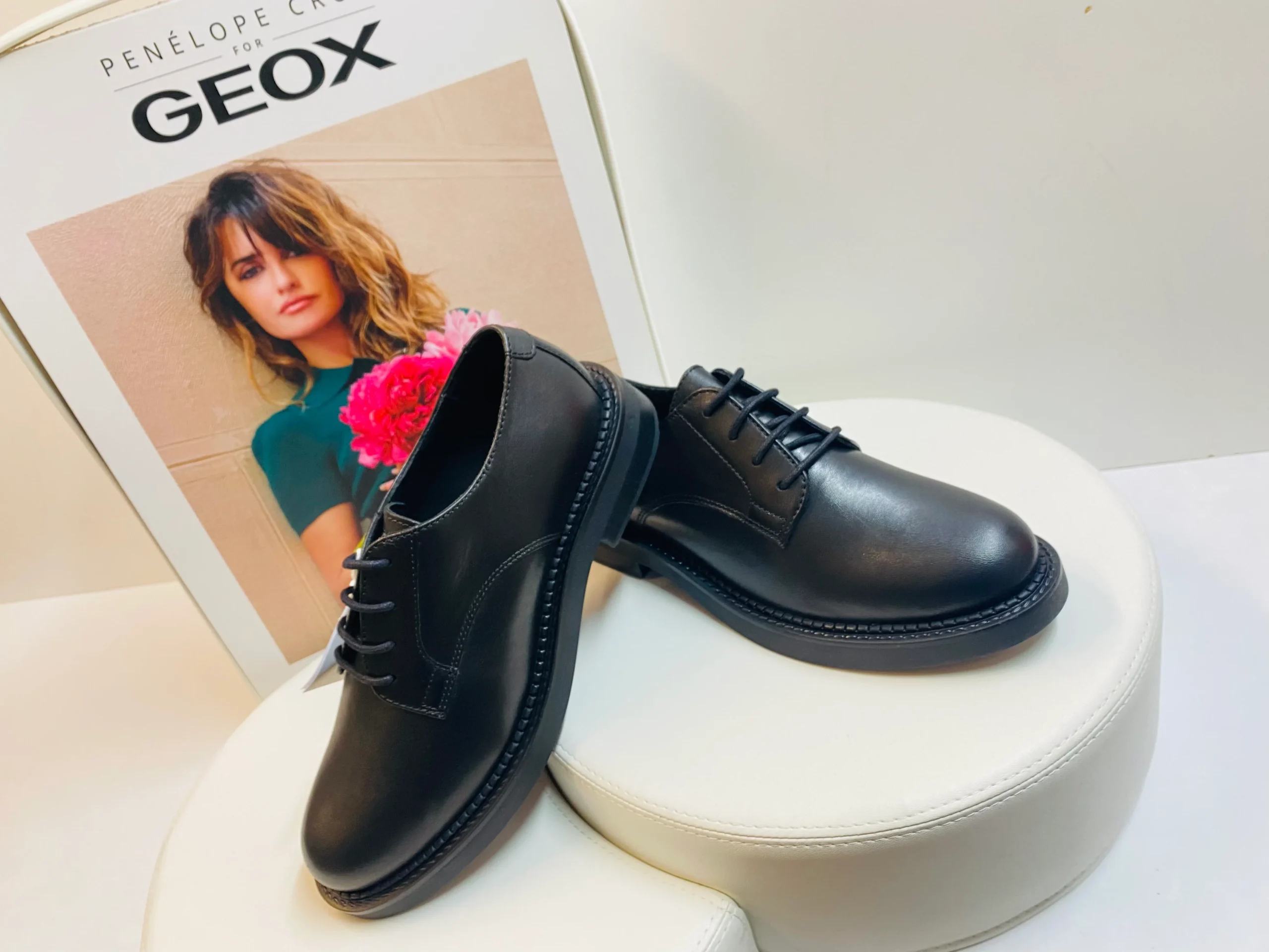 Geox D46WYE 00043 Serilda scarpa stringata donna nero - immagine 4