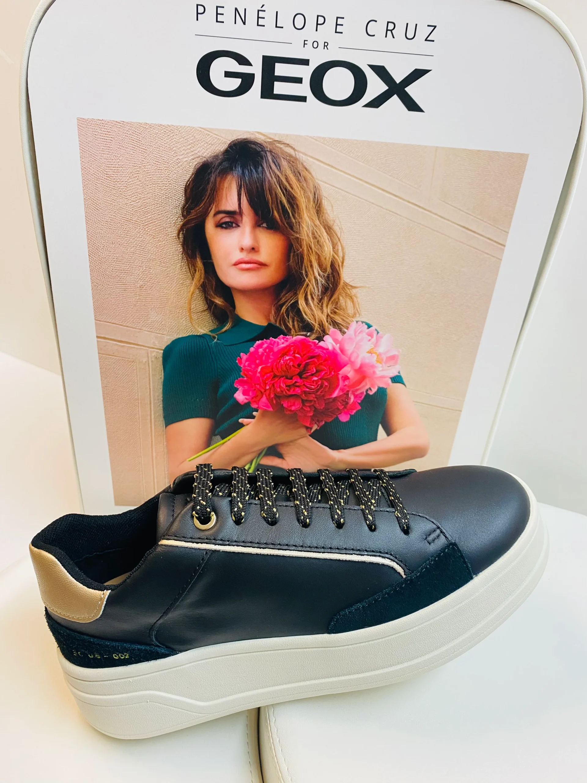 Geox D46WVE 08522 sneakers donna nera