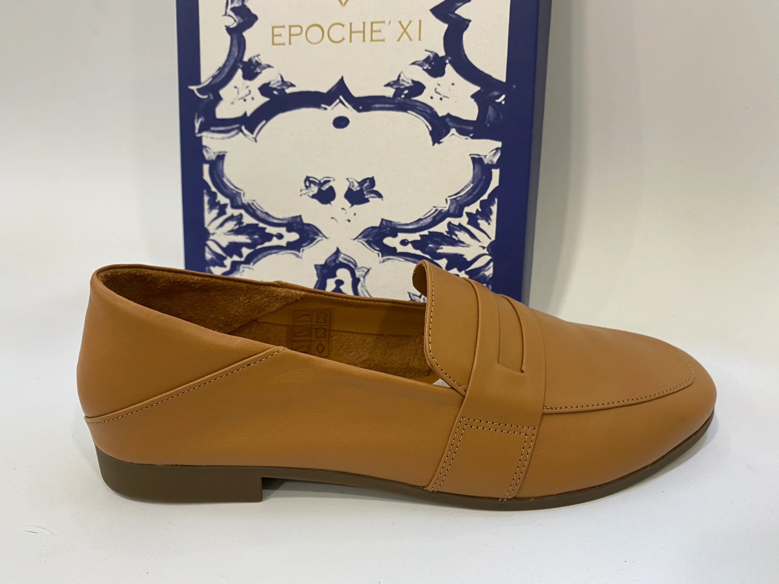 Epochè XI Napoli 28 mocassino donna tacco basso in pelle cuoio - immagine 2