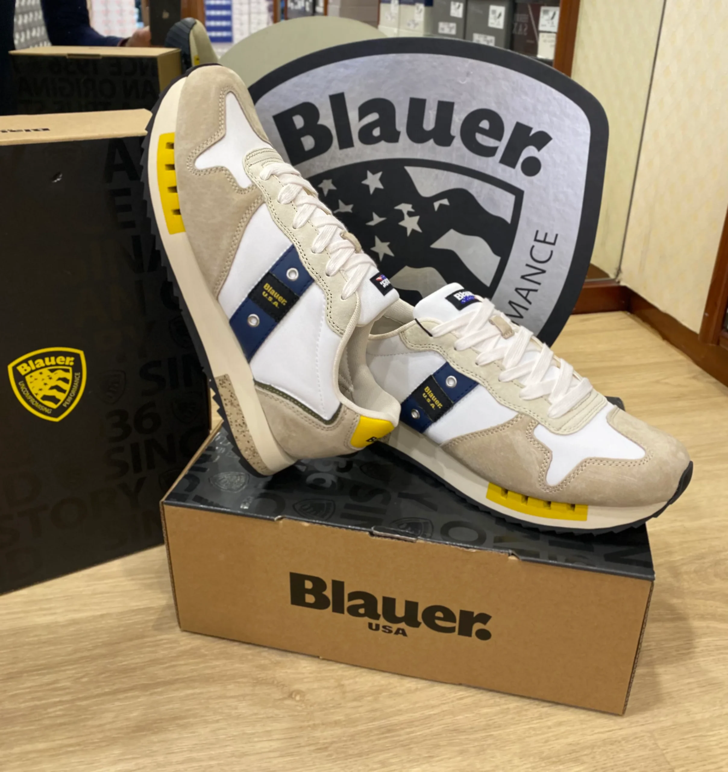 Blauer Queens 01 sneakers uomo in suede/mesh white/beige - immagine 3