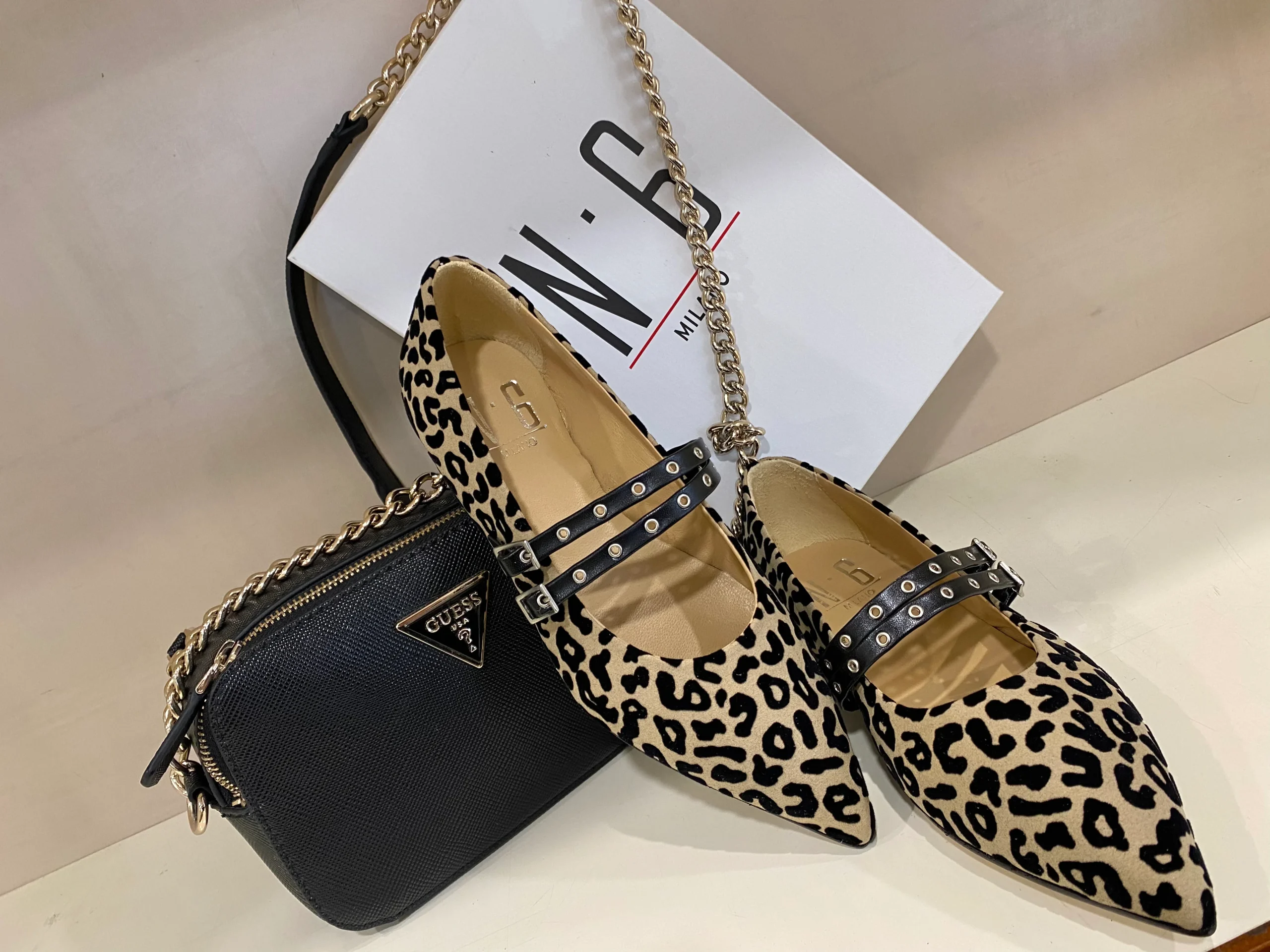 DM Delia 2369 dècolletè basso maculato beige/nero - immagine 4