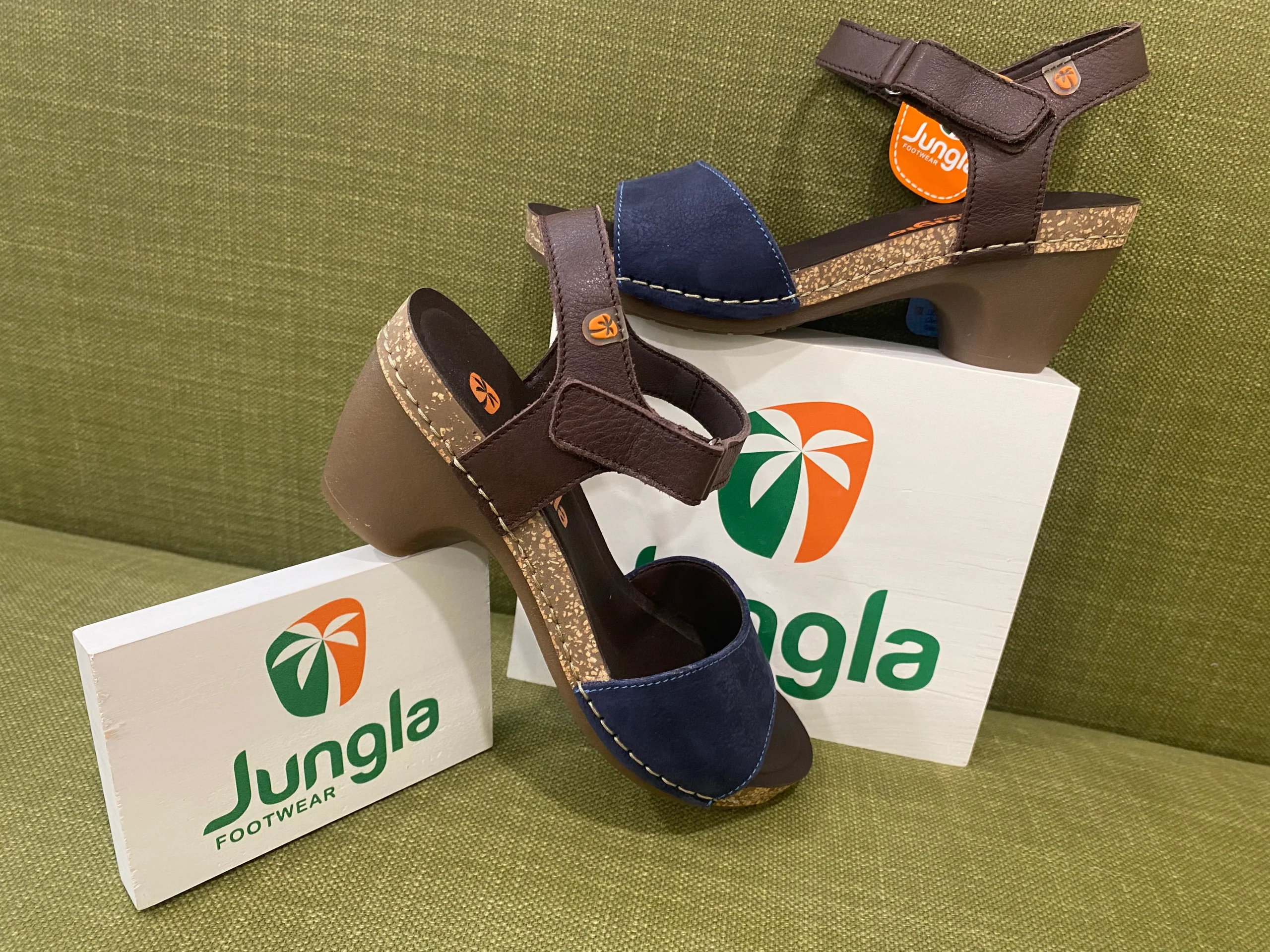 Jungla 7679 sandalo basso donna con fascia e cinturino blù - immagine 4