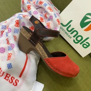 Jungla 7463 sabot con tomaia in nabuk rubino