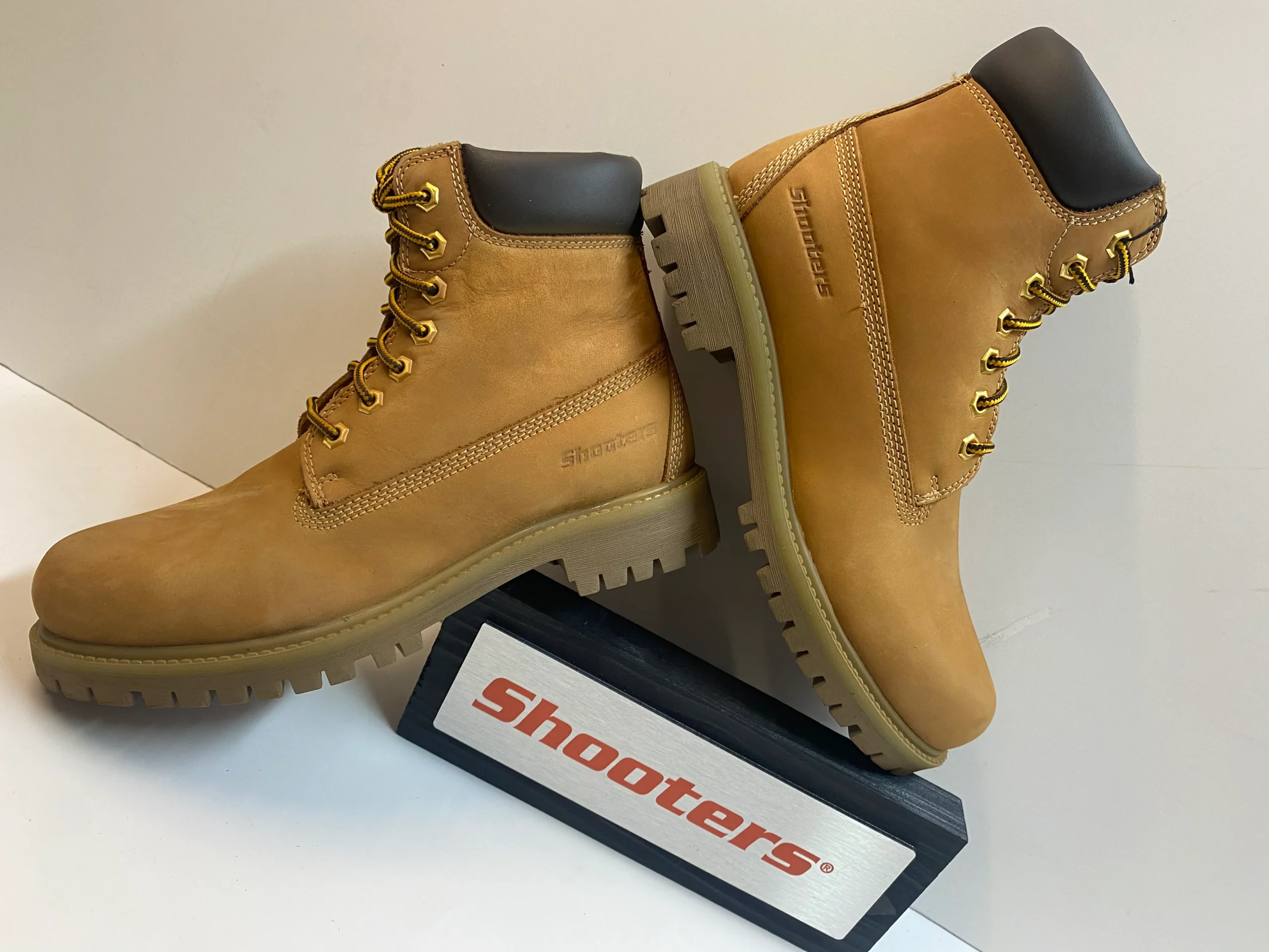 Shooters S4509-03 anfibi da uomo in pelle ingrassata gialla - immagine 4