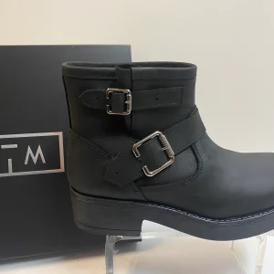 Stelio Malori 9020 tronchetto donna con fibbie nero