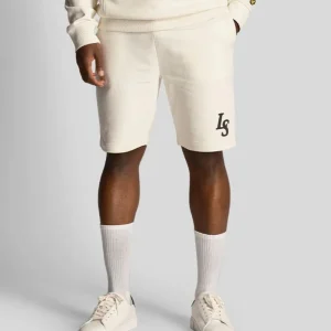 Bermuda Lyle&Scott in felpa garzata latte con lettering LS