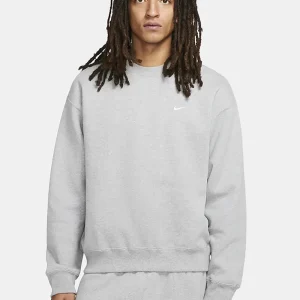 Felpa Nike da uomo girocollo basic con logo piccolo colore grigio