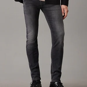 Jeans Calvin Klein Skinny in Denim Nero 326528