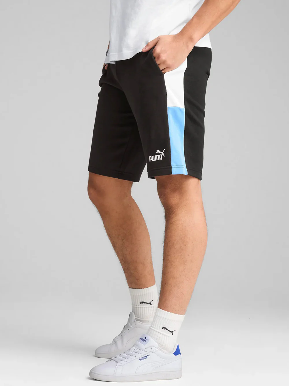 Pantaloncino Puma in Felpa garzata colorblock Nero Bianco e Celeste 684690-57