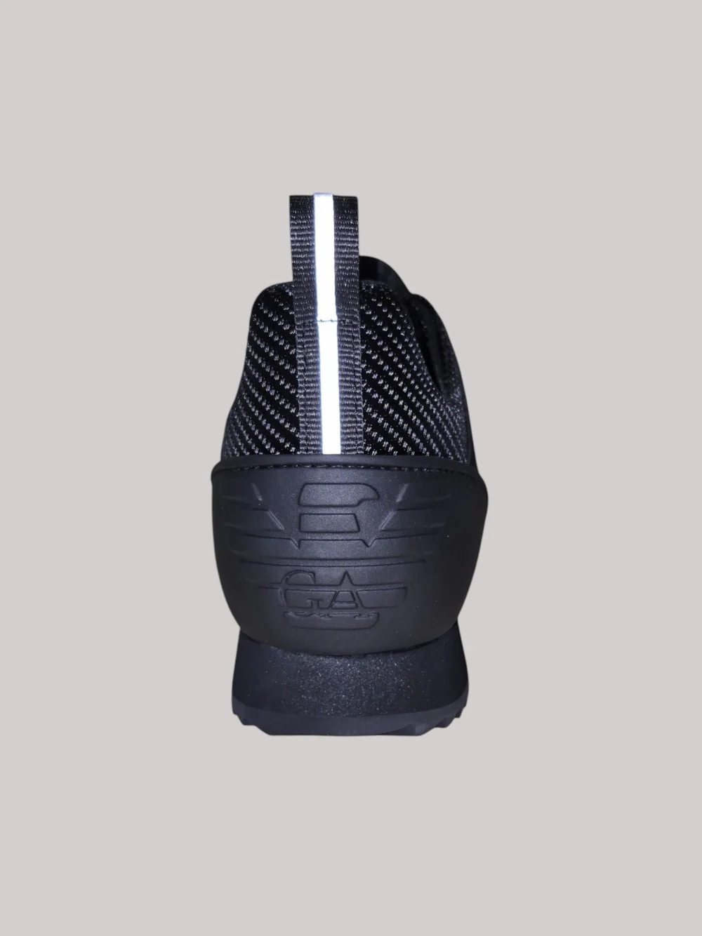 Black & White Carbon - immagine 5