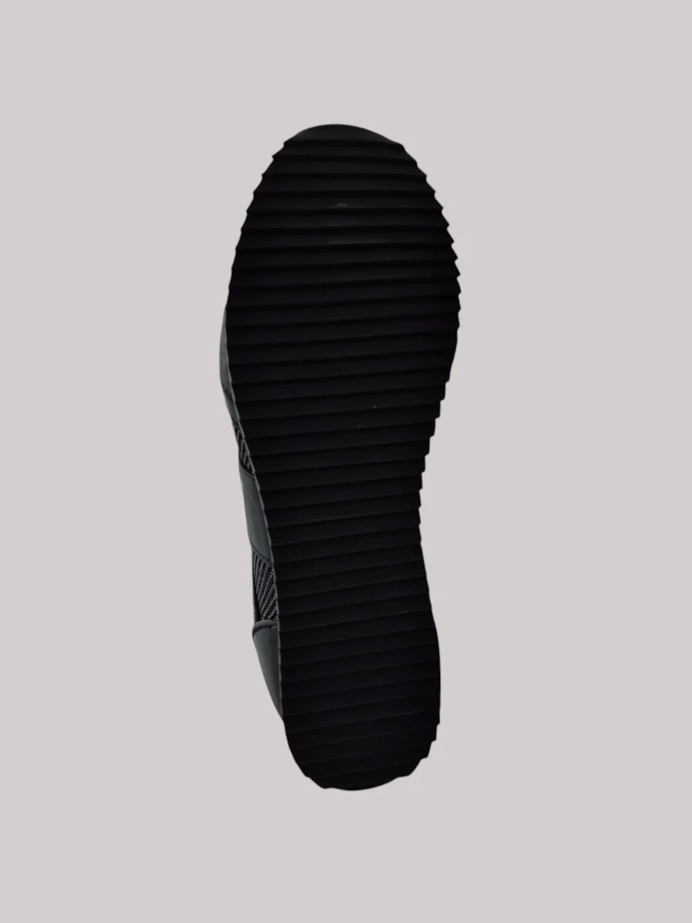 Black & White Carbon - immagine 6