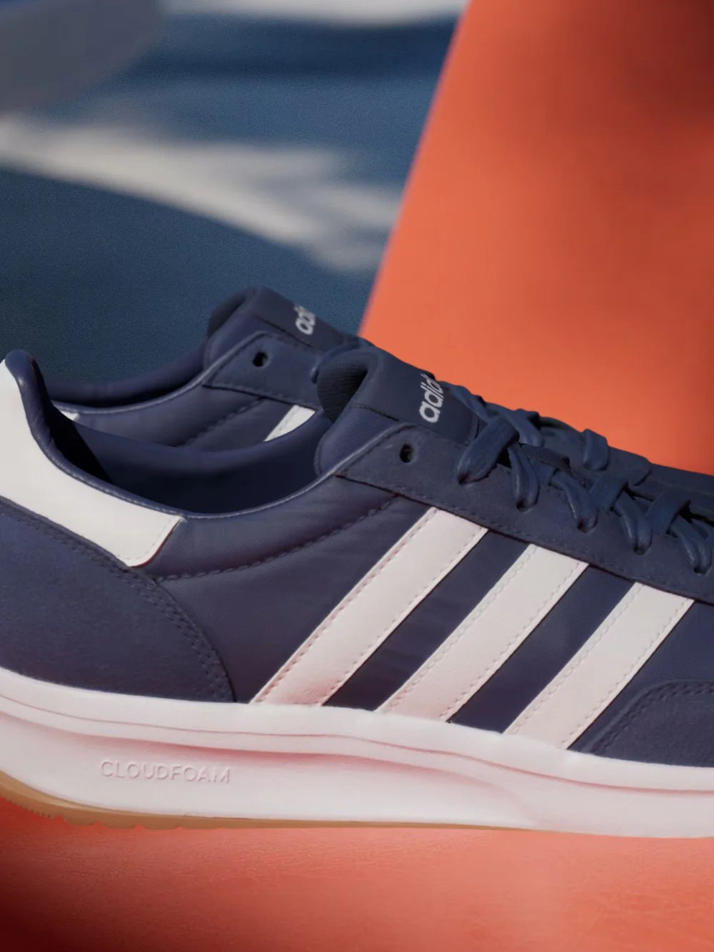 Sneakers Adidas Run 70s 2.0 in Camoscio e Nylon Blu/Bianco IH8586 - immagine 9