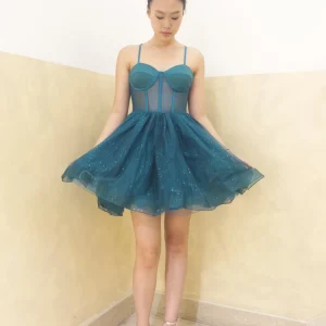 Abito in tulle con brillantini