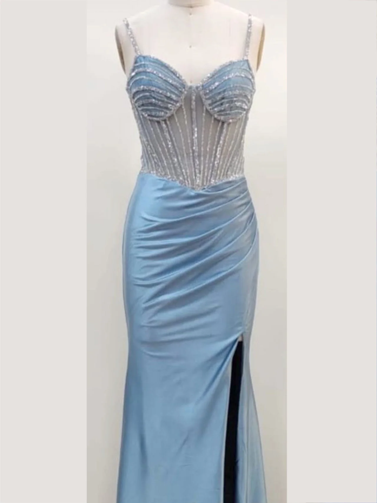 Abito a corpetto con strisce di strass - immagine 2