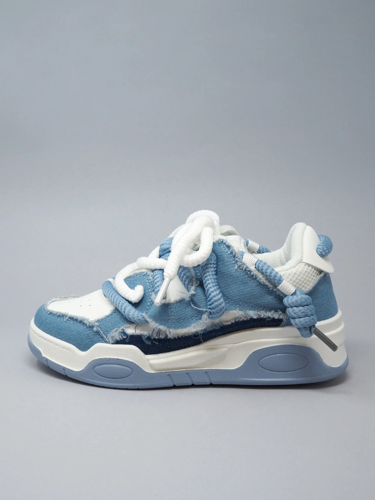 Sneakers con lacci grossi - immagine 2