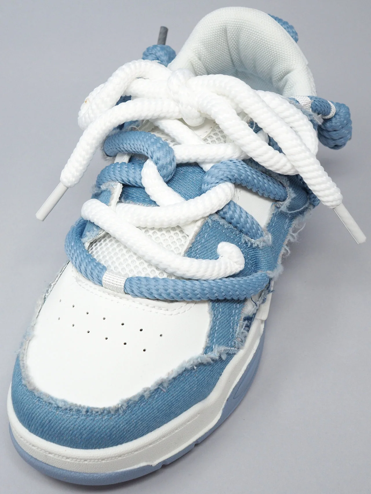Sneakers con lacci grossi - immagine 7