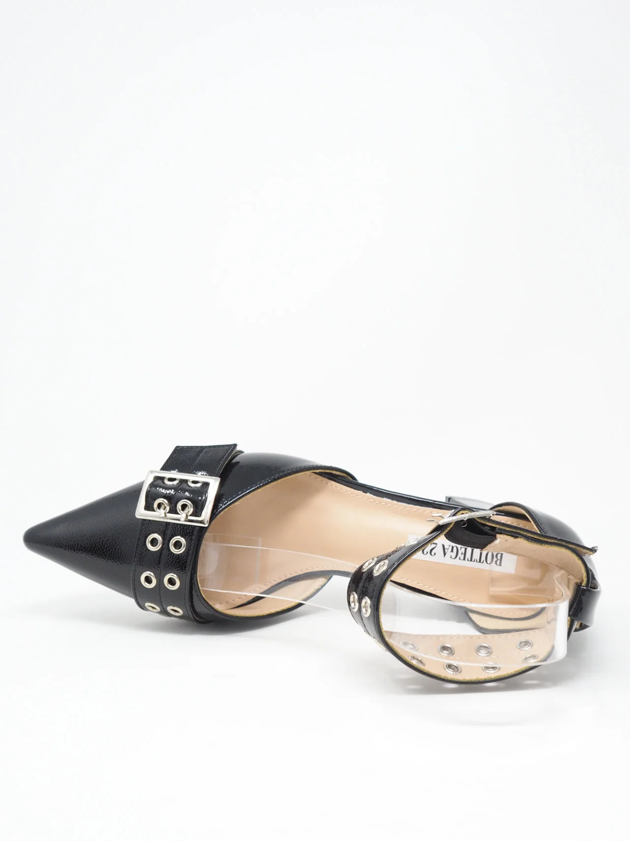 Décolleté lucide con fibbie - immagine 4