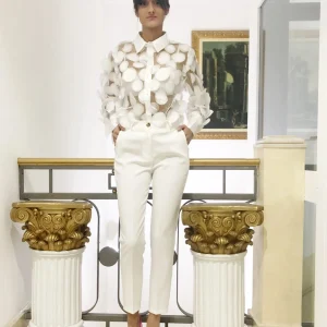 Pantaloni con taglio maschile