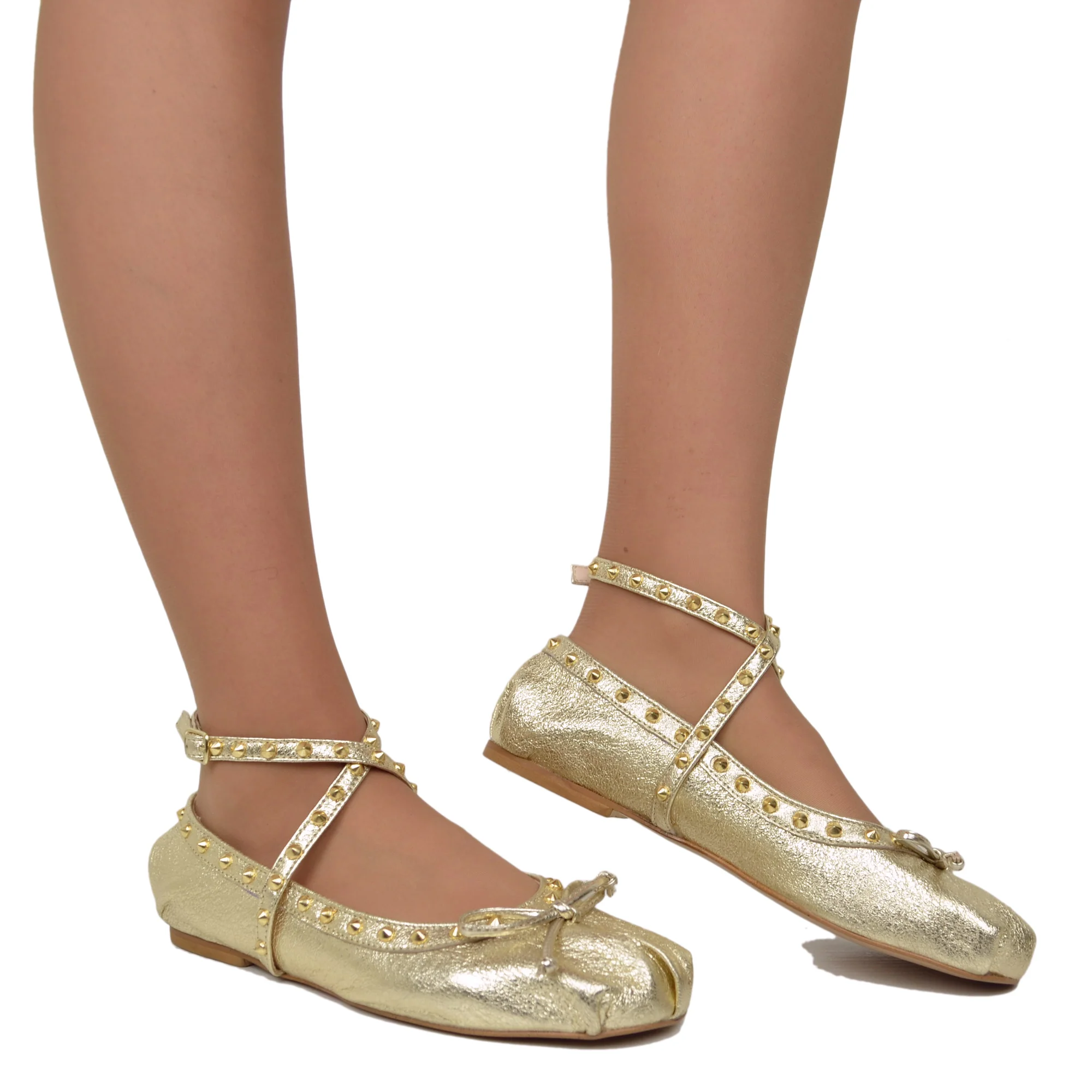 Ballerine DIVINE FOLLIE color Platino in Pelle Laminata Dorata con Borchie - immagine 5
