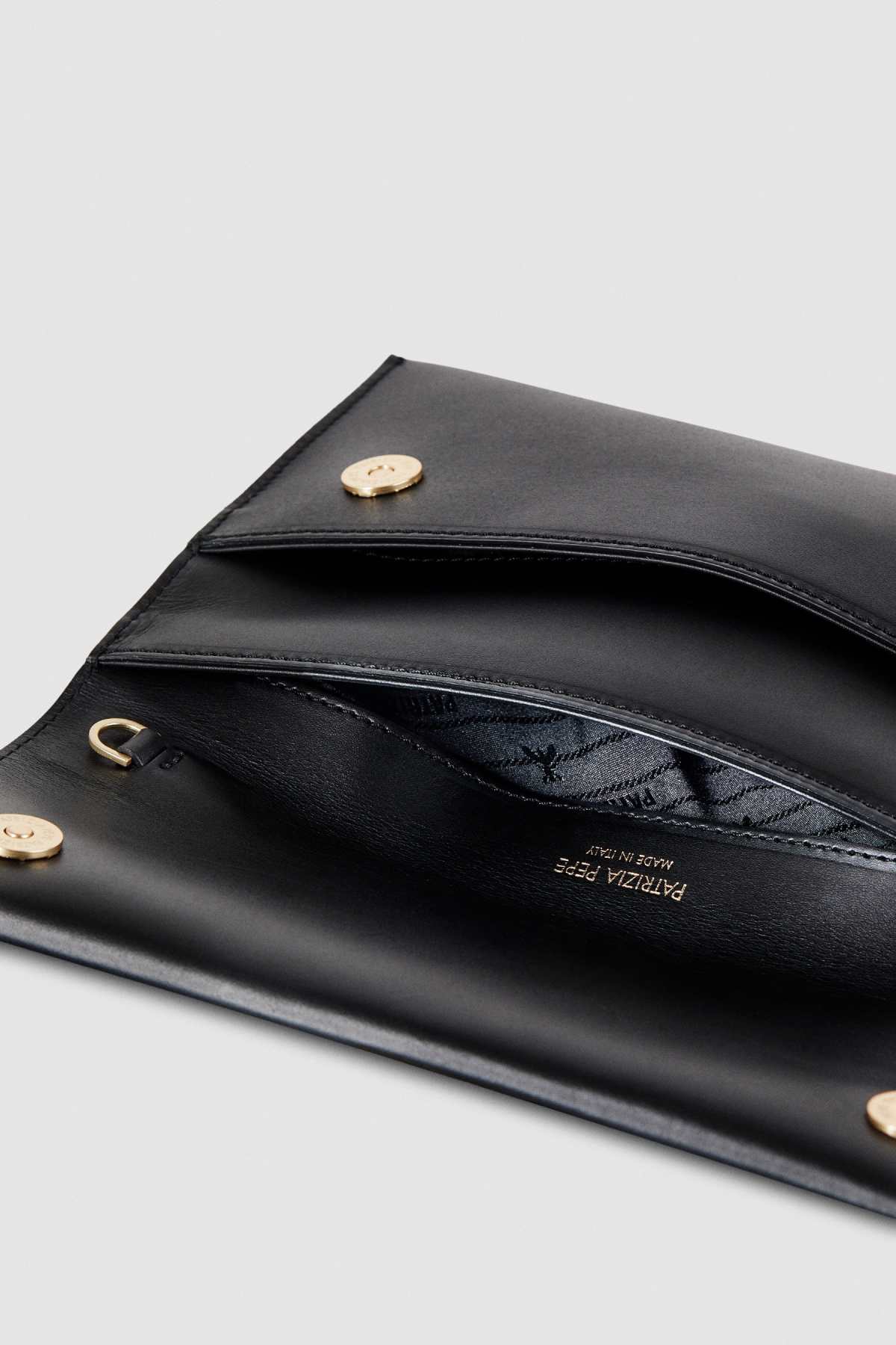 Pochette Fly in pelle con catena - immagine 5