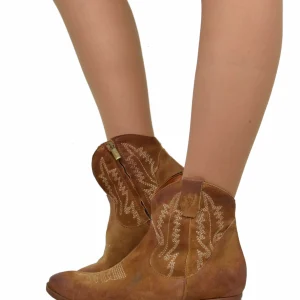 Texanini con fondo Gomma Pelle Scamosciata Cuoio Ricamo DIVINE FOLLIE