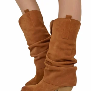 Texani con Gambale Largo e Ghetta Morbida Pelle Scamosciata Tacco 7 cm Cuoio