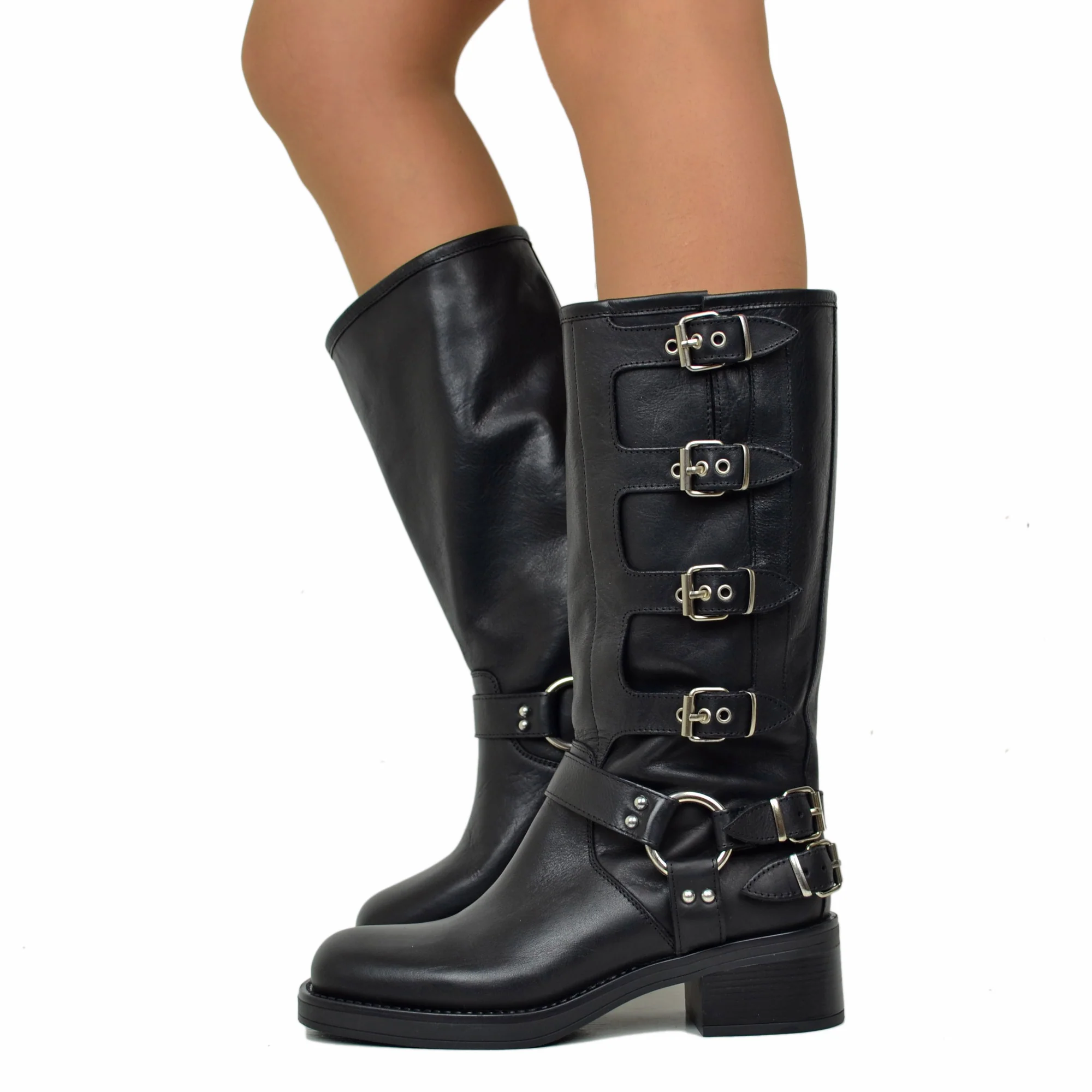 Stivali Biker con 5 Fibbie Punta Squadrata Neri in Pelle - immagine 2