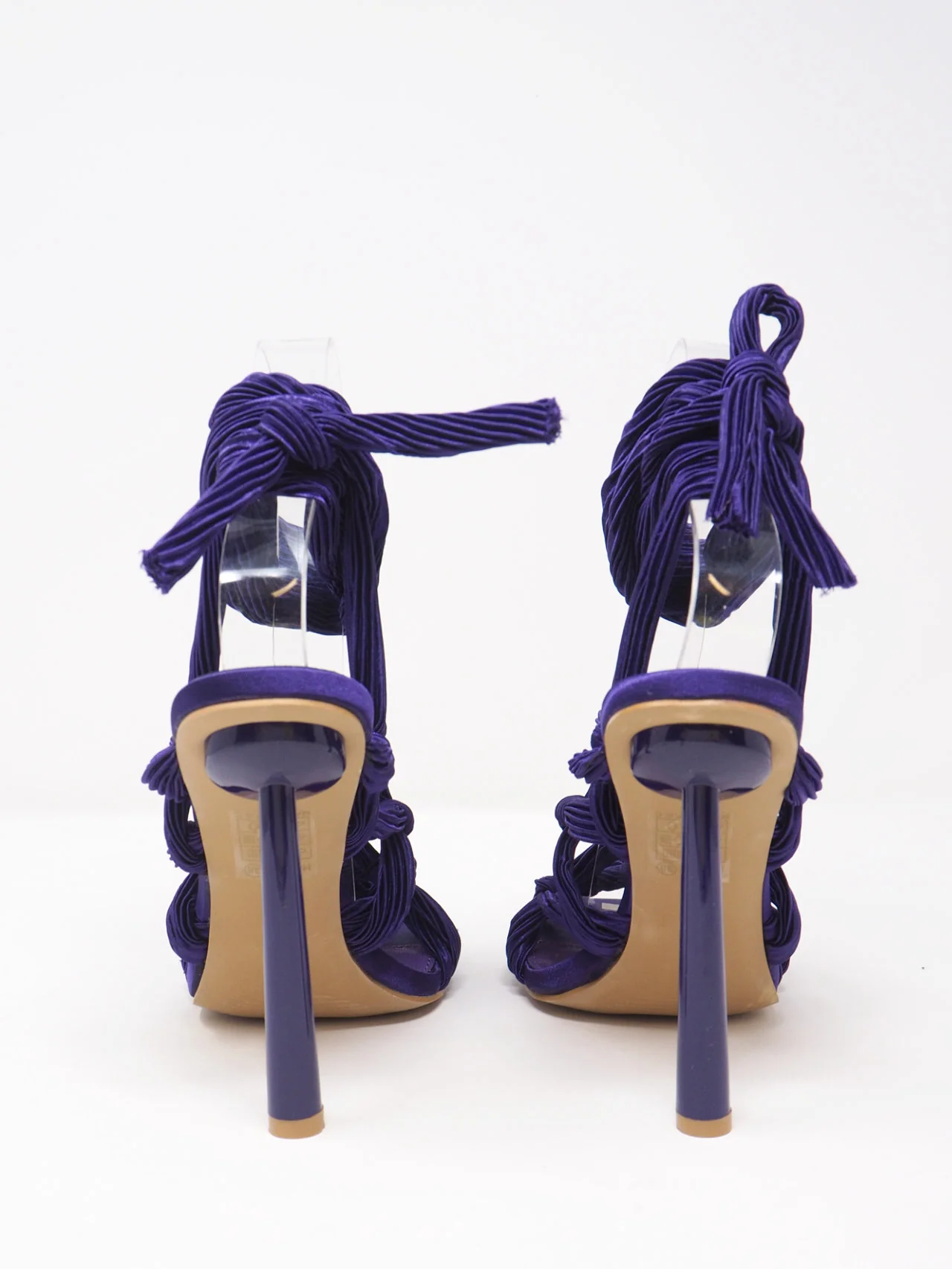 Sandali a nastri annodati - immagine 8