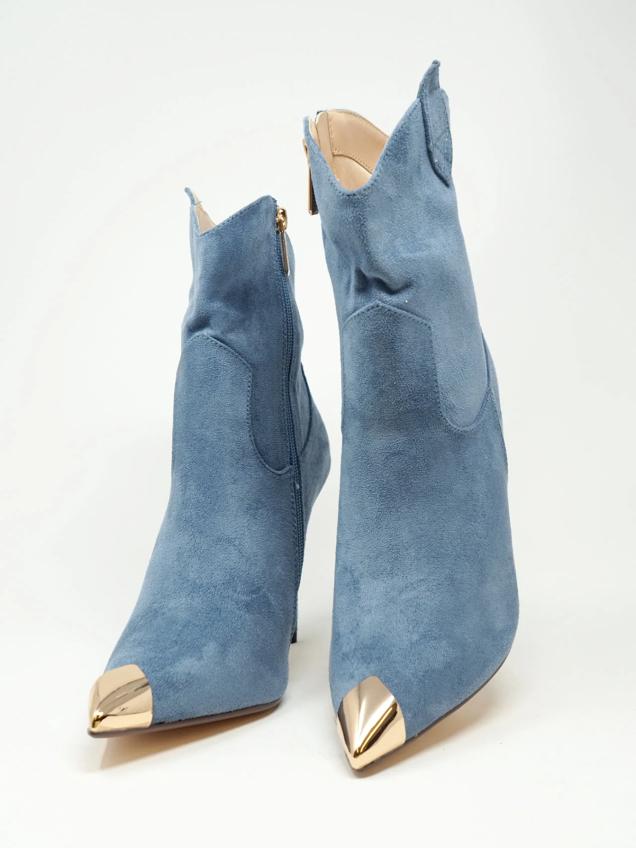 Tronchetti in camoscio - immagine 3