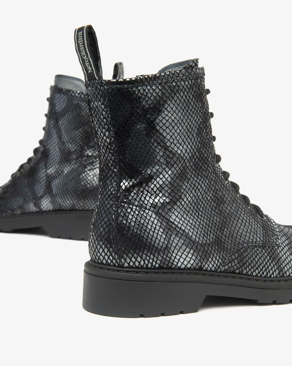 Nero Giardini I513946D Anfibi Donna in Pelle nickel nero - immagine 5