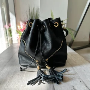 Borsa a Secchiello con Nappine Nero in Pelle Bottolata Doppia Zip