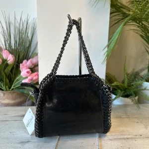 Borsa con Catena Fumè in Pelle Metallizzata Nera