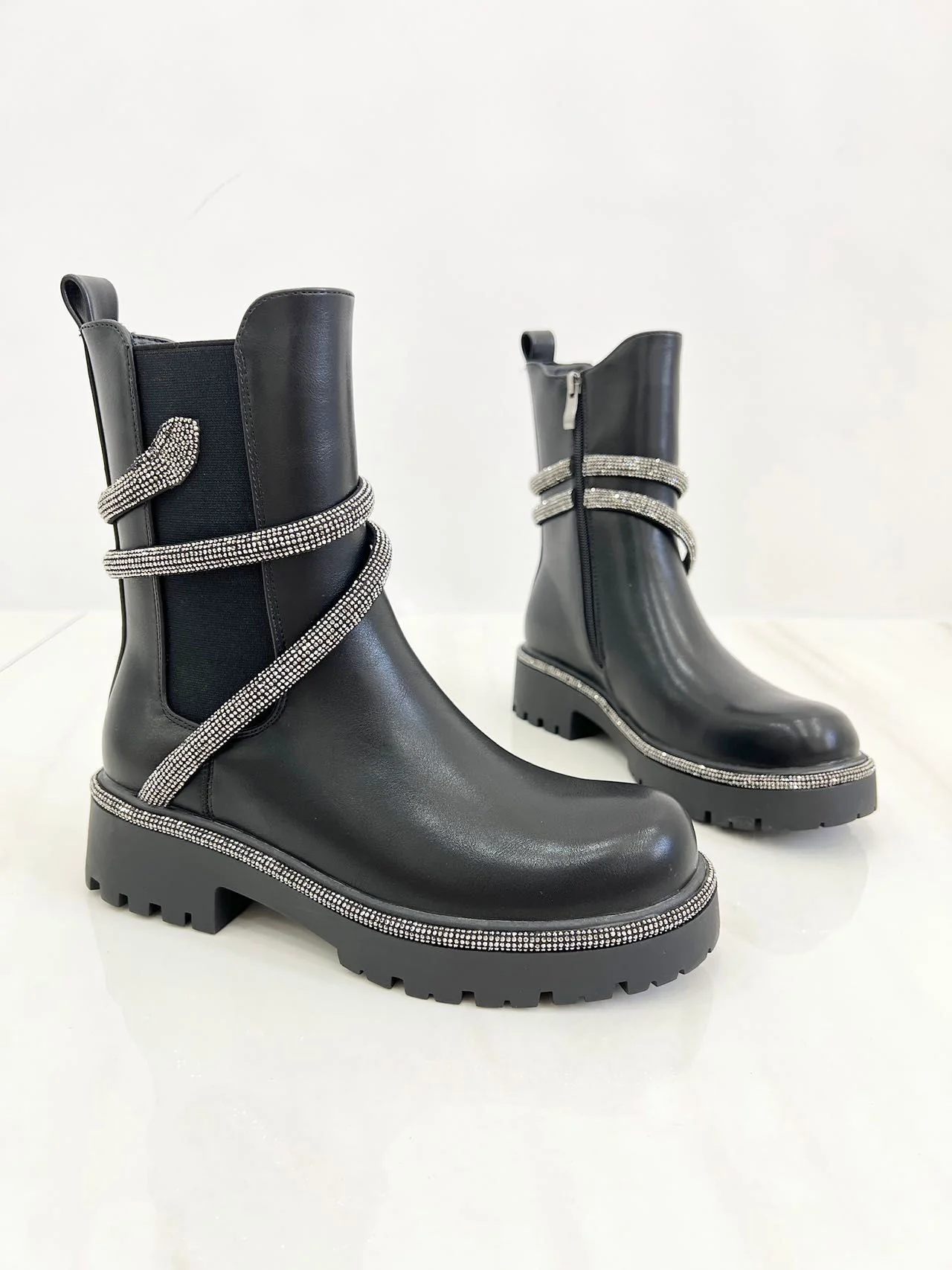 Anfibi con strass - immagine 2