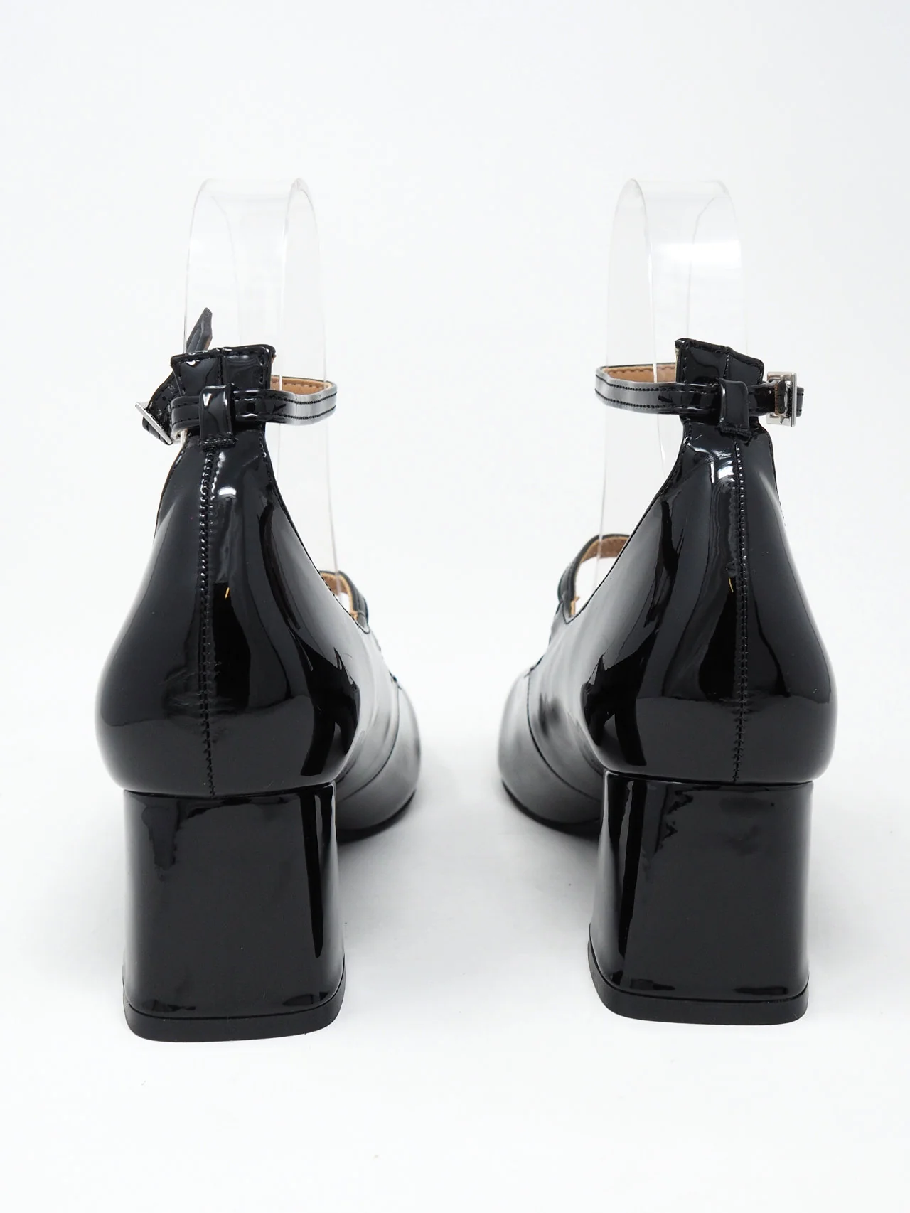 Décolleté lucide con tacco basso - immagine 5