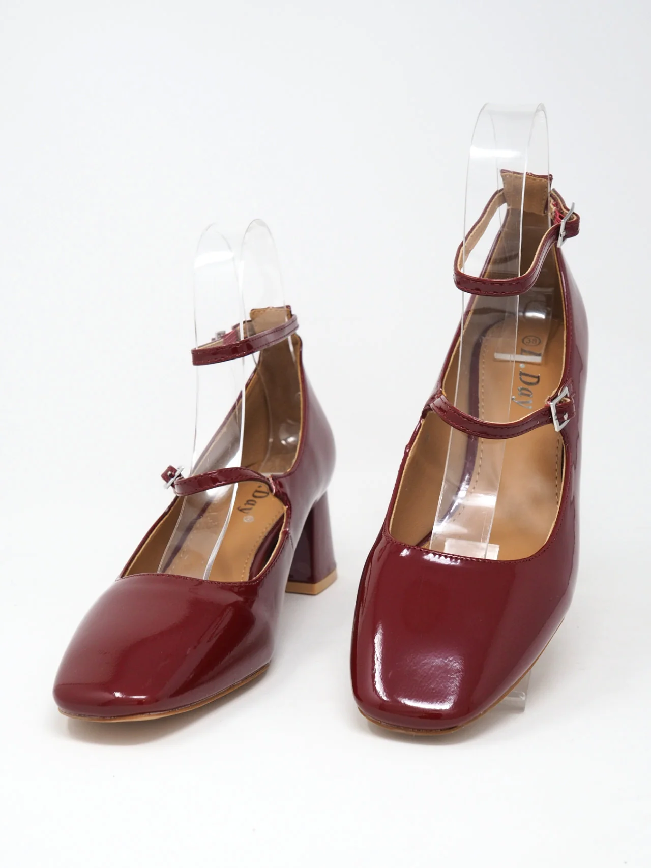 Décolleté lucide con tacco basso - immagine 8