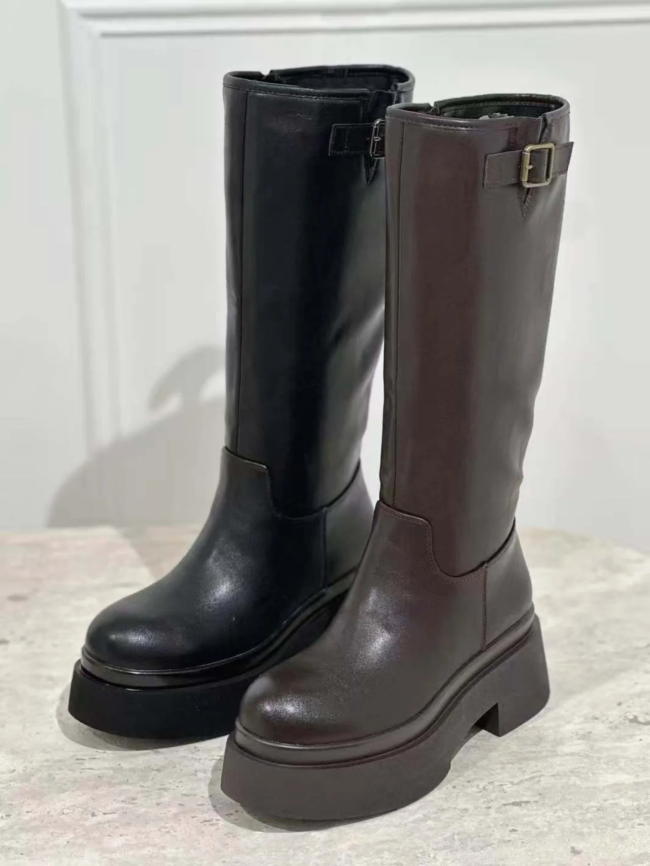 Anfibi alti con para - immagine 2