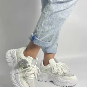 Sneakers con cuore di strass