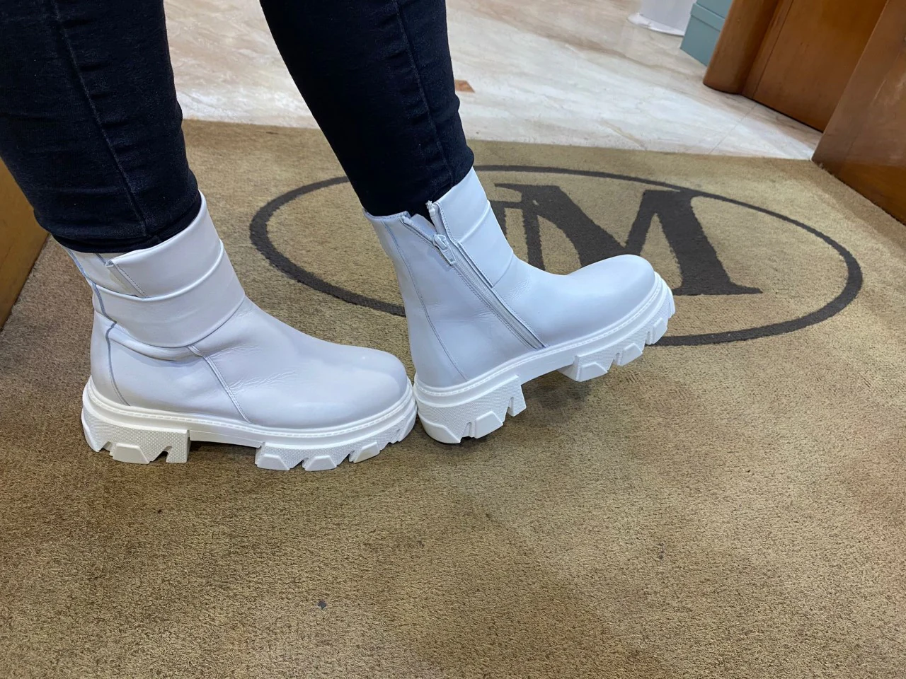 BRANDO COMBAT 4 PELLE BIANCO - immagine 2