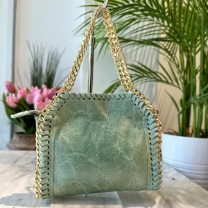 Borsa con Catena Dorata in Pelle Effetto Vintage Acquamarina